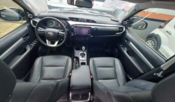 Toyota Hilux  2.8 SRX full