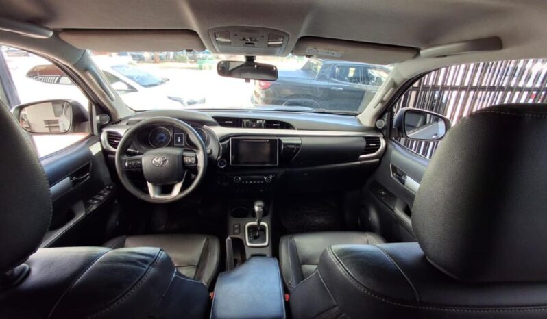 Toyota Hilux  2.8 SRX full